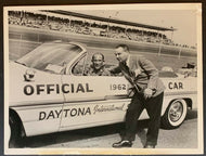 1962 ABC Press Photo Stirling Moss Behind The Wheel 4th Daytona 500 Pace Car VTG