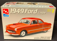 AMT ERTL 1949 Ford Coupe Scale 1:25 Model Car Kit Vintage