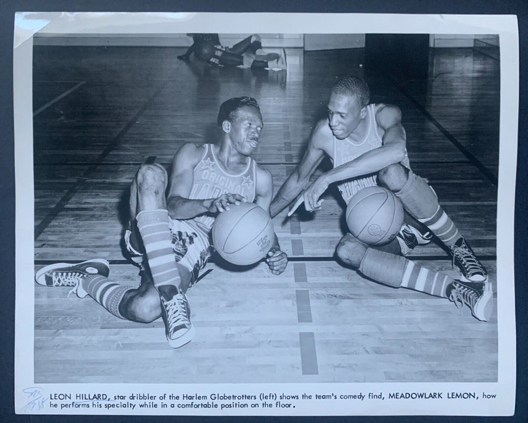 8 Circa 1950's Harlem Globetrotters B&W Promotional Type 1 Photos Basketball