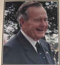 Load image into Gallery viewer, Signed Framed George H. W. Bush Photo Letter US President JSA LOA Certified
