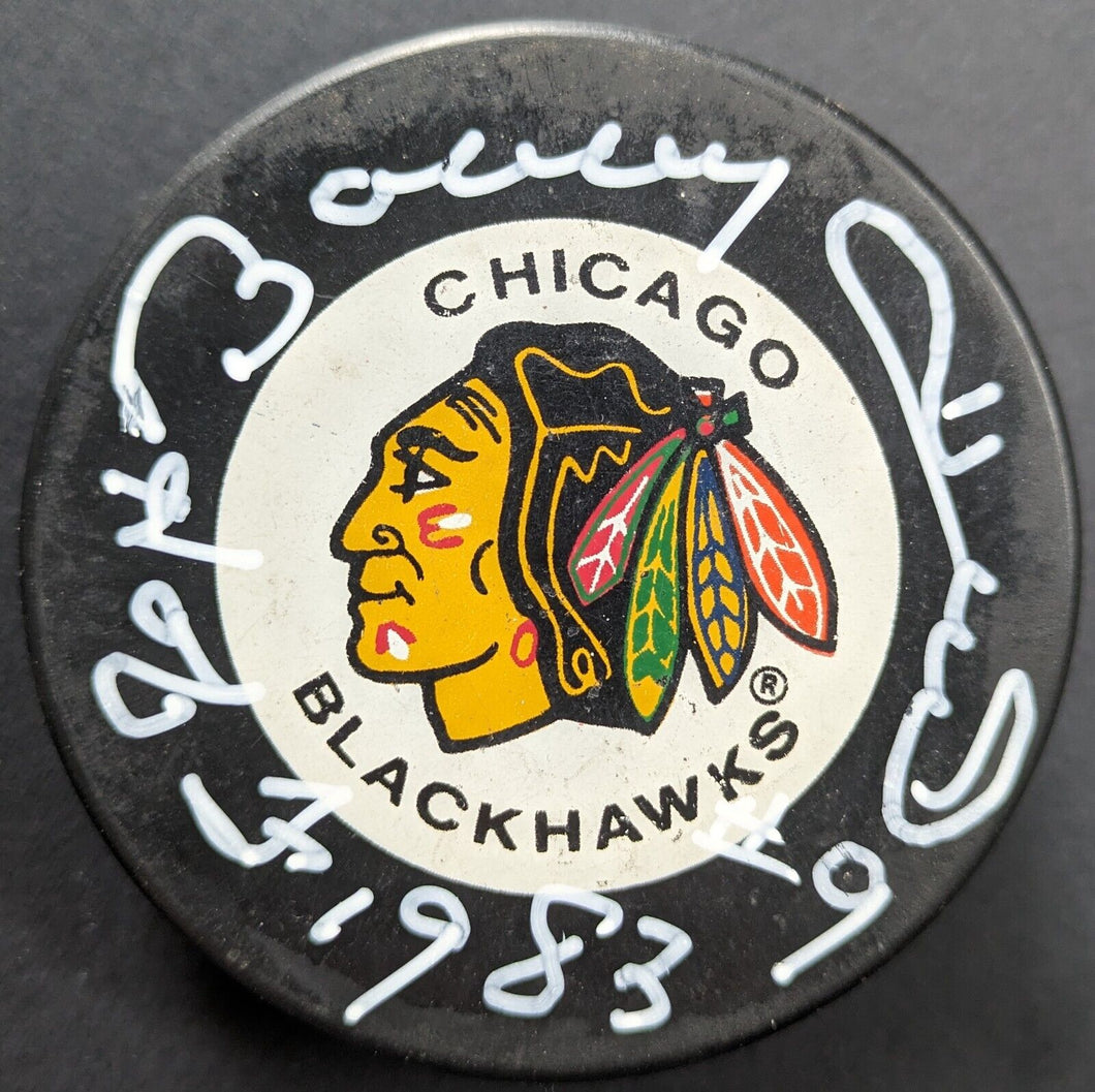 Bobby Hull Autographed Chicago Blackhawks Official NHL Signed Hockey Puck HOF