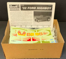 Load image into Gallery viewer, Revell Monogram '32 Ford Highboy Street Rod Model Kit 1:25 Scale
