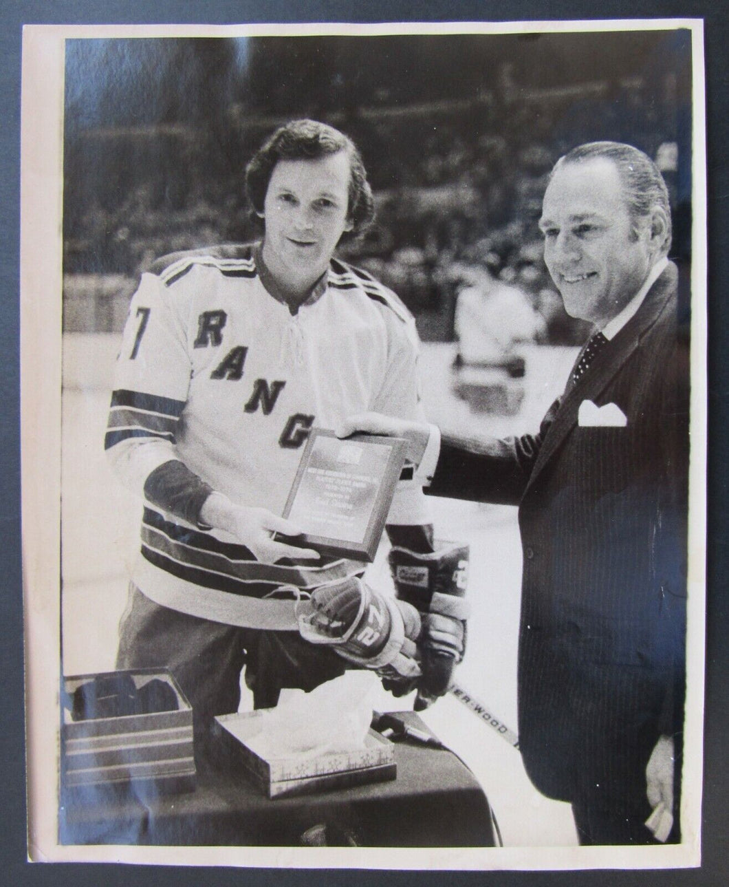 1977 NHL Hockey Ted Irvine Press Photo - NY Rangers Player of The Year Award