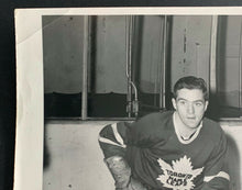 Load image into Gallery viewer, Vintage Dick Duff Autographed Turofsky NHL Hockey Photo Toronto Maple Leafs JSA
