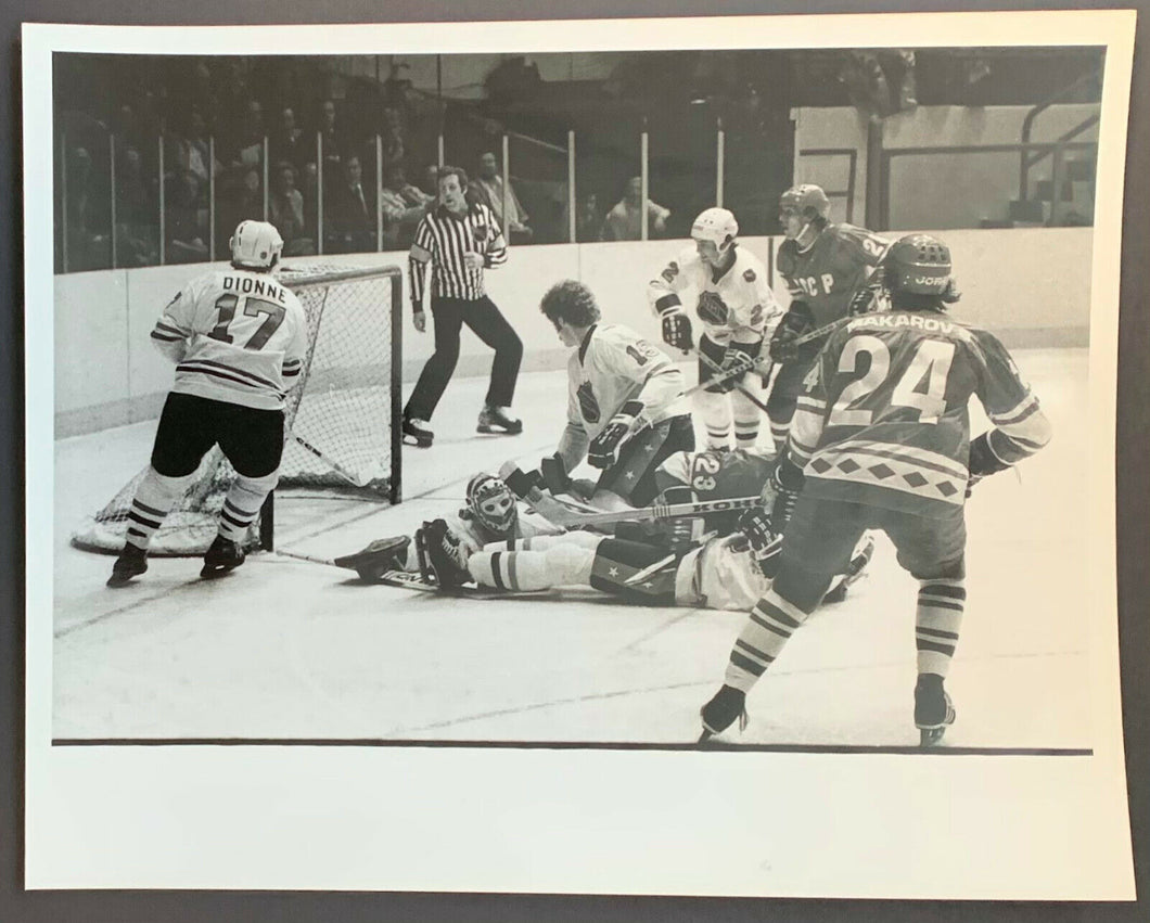1979 Ken Dryden Makes The Save Action Photo Vs Russia Save Marcel Dionne NHL