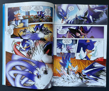 Load image into Gallery viewer, Sonic The Hedgehog Comic Book #7 Graphic Novel Ian Flynn Autographed Signed JSA
