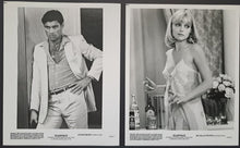 Load image into Gallery viewer, 1983 Scarface Full Press Information Kit Photos x18+Production Notes+Profiles
