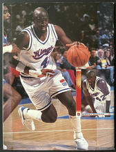 Load image into Gallery viewer, Michael Jordan Autographed Signed Beckett Basketball Magazine 1993 JSA Authentic
