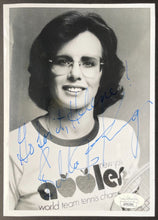 Load image into Gallery viewer, Billie Jean King Tennis Signed 1978 NY Apples Champion Team-Issued Photo JSA VTG
