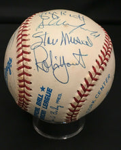Load image into Gallery viewer, 3000 Hit Club Multi Signed Baseball (19) Pete Rose George Brett Aaron Brett JSA
