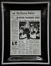 Load image into Gallery viewer, 1974 Stanley Cup Champion Philadelphia Flyers Glass Ashtray Broad Street Bullies
