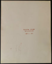 Load image into Gallery viewer, 1970 Jimi Hendrix &quot;Death Of A Rock Star&quot; Vintage Funeral United Press Photo LOA
