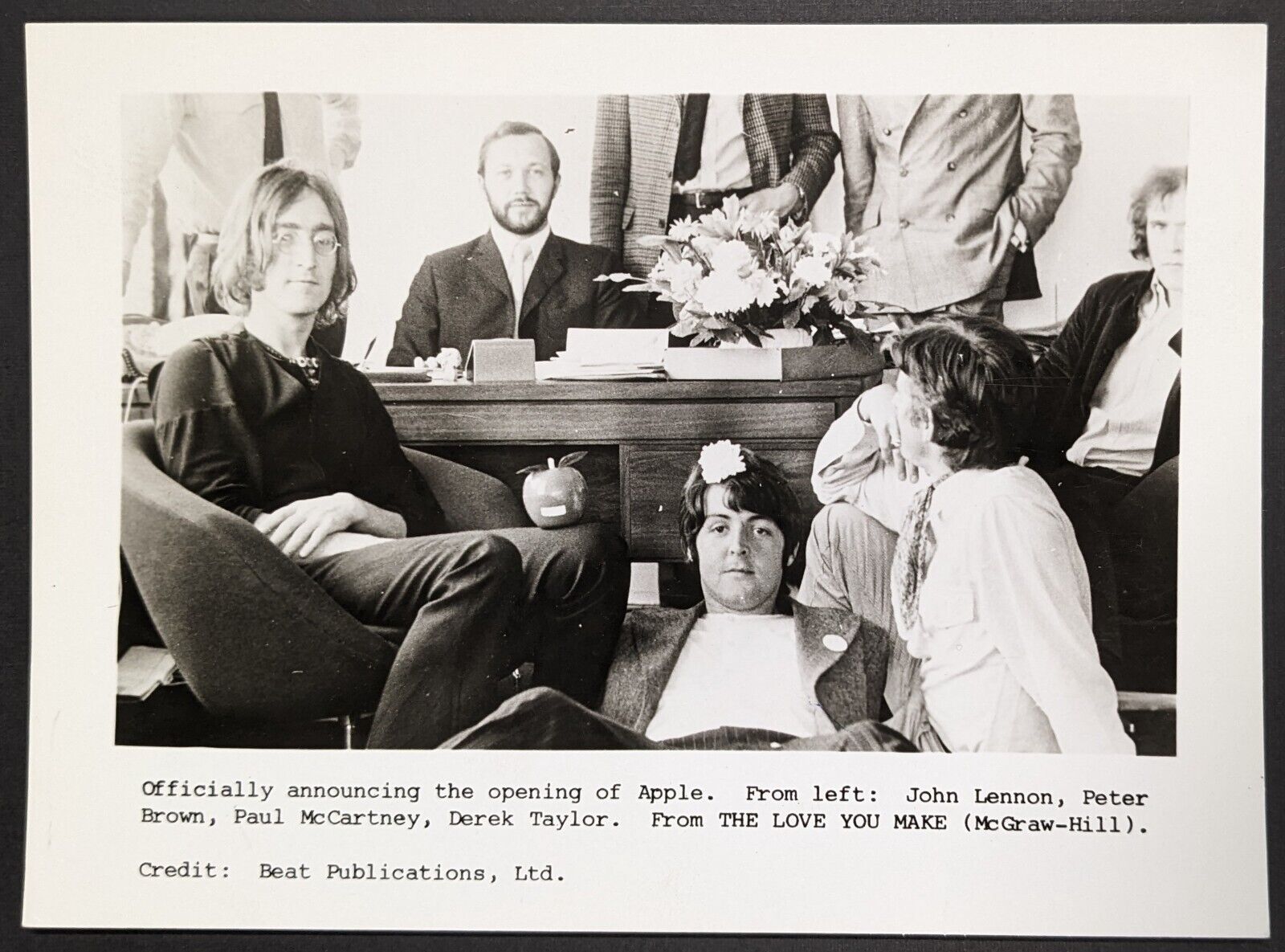 1968 The Beatles Photo Announcing Opening of Apple Records Lennon