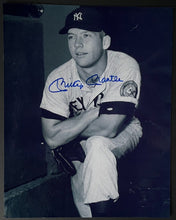 Load image into Gallery viewer, Mickey Mantle Autographed Signed B&amp;W Photo New York Yankees MLB Baseball COA
