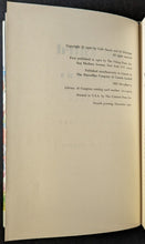 Load image into Gallery viewer, 1971 Gale Sayers Signed Hard Cover Book Autobiography JSA NFL HOF Autographed
