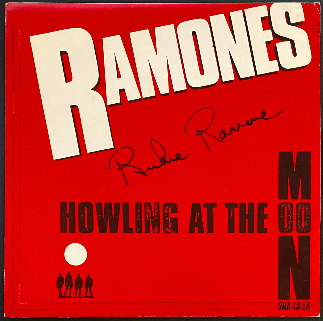 Ramones Howling At The Moon 45 RPM Autographed Richie Ramone Signed Rock Star