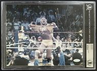 Hulk Hogan Autographed WWF / WWE Wrestling Photo Signed Beckett Authenticated