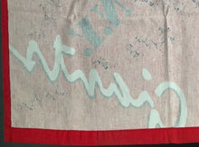 Load image into Gallery viewer, 1999 New York Giants Team Signed Flag NFL Football Michael Strahan JSA LOA
