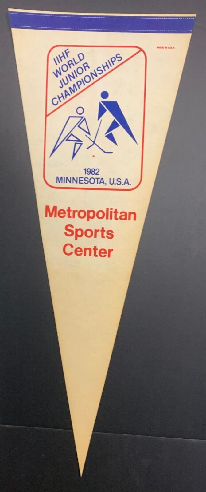 1982 IIHF World Junior Championships Minnesota USA Hockey Pennant Full Size 29