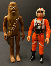 Load image into Gallery viewer, 1977 Chewbacca + Luke Skywalker X-Wing Pilot Loose Star Wars Kenner Figurines
