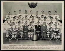 Load image into Gallery viewer, 1948-49 Vintage NHL Hockey Toronto Maple Leafs Stanley Cup Team Photo Kennedy
