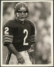 Load image into Gallery viewer, 1986 Type 1 Photo Doug Flutie Tampa Bay vs Chicago Bears VTG NFL Sporting News
