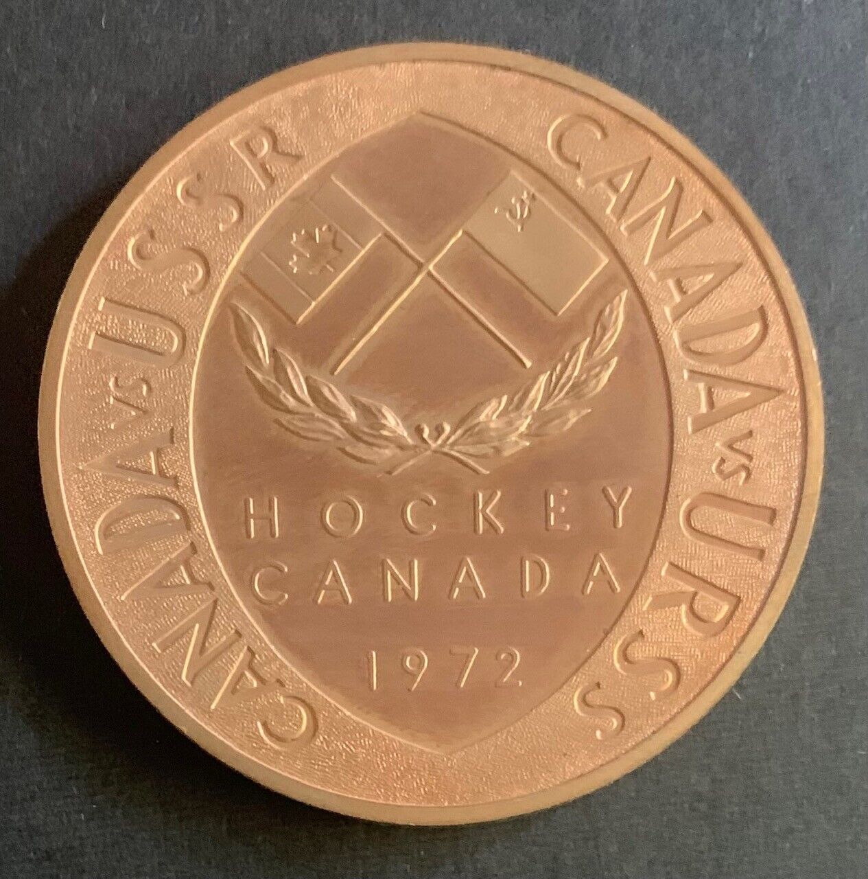 Asセニング 1972 Summit Series Canada vs. USSR 2 oz. Copper Coin Vintage