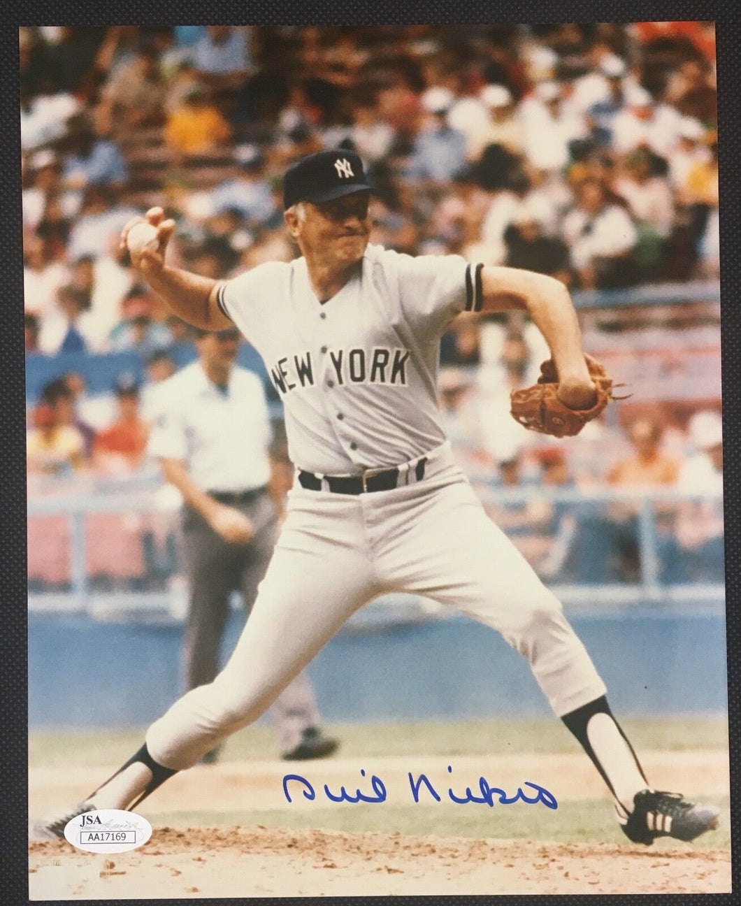 Phil Niekro Signed Photograph Picture New York Yankee Baseball JSA Autographed