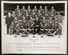 Load image into Gallery viewer, 1966-67 Vintage NHL Hockey Detroit Red Wings Team Issued Photo Howe Bathgate
