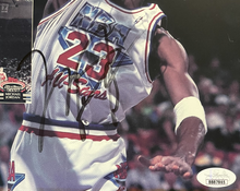 Load image into Gallery viewer, Michael Jordan Autographed Signed Beckett Basketball Magazine 1993 JSA Authentic
