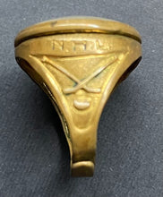 Load image into Gallery viewer, 1949-51 Maurice Rocket Richard Bee Hive Premium Portrait Ring Stanley Cup HOF
