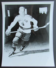 Load image into Gallery viewer, 1945-1949 Vintage United States Hockey League (USHL) Dallas Texans Photo Lot (5)

