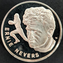 Load image into Gallery viewer, 1972 Ernie Nevers Pro Football Hall Of Fame Medal Franklin Mint 1 Troy Oz NFL
