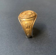 Load image into Gallery viewer, 1959 Winnipeg Blue Bombers CFL Championship Grey Cup 10K Gold Ring Football VTG
