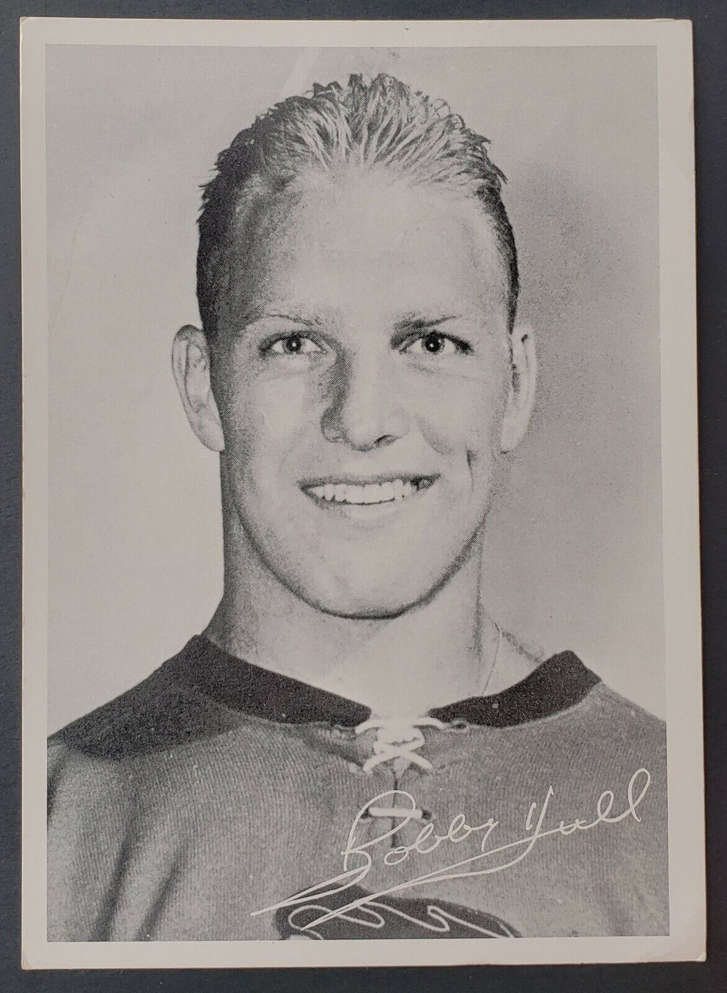 1960-61 NHL Chicago Blackhawks Bobby Hull Wonder Bread Sports Club Photo Promo