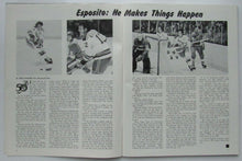 Load image into Gallery viewer, 1976 Madison Square Garden NHL Program Signed By Rod Seiling Toronto vs New York
