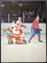 Load image into Gallery viewer, 1971 Autographed Signed Gordie Howe Alex Delvechio Detroit Red Wings Program JSA
