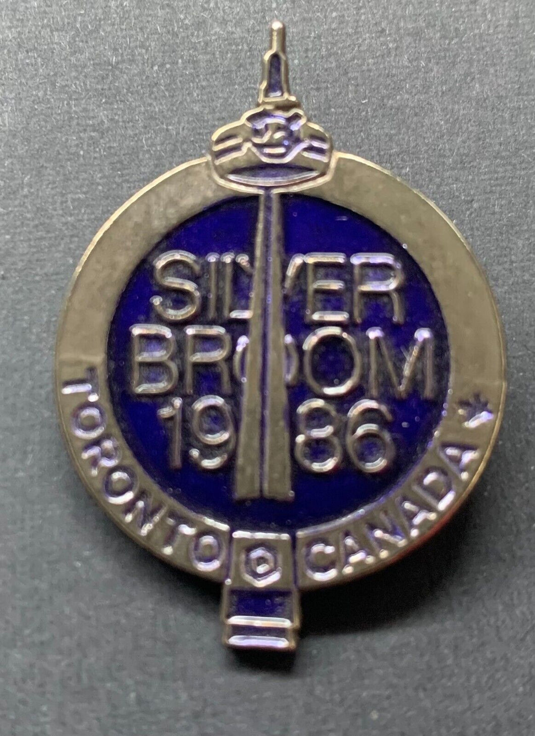 1986 World Curling Championship Silver Broom Toronto Pinback Sports Vintage