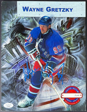 Load image into Gallery viewer, 1999 Wayne Gretzky Autographed Final NHL Game Madison Square Garden Program JSA

