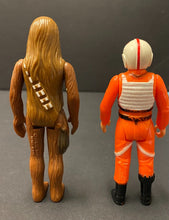 Load image into Gallery viewer, 1977 Chewbacca + Luke Skywalker X-Wing Pilot Loose Star Wars Kenner Figurines
