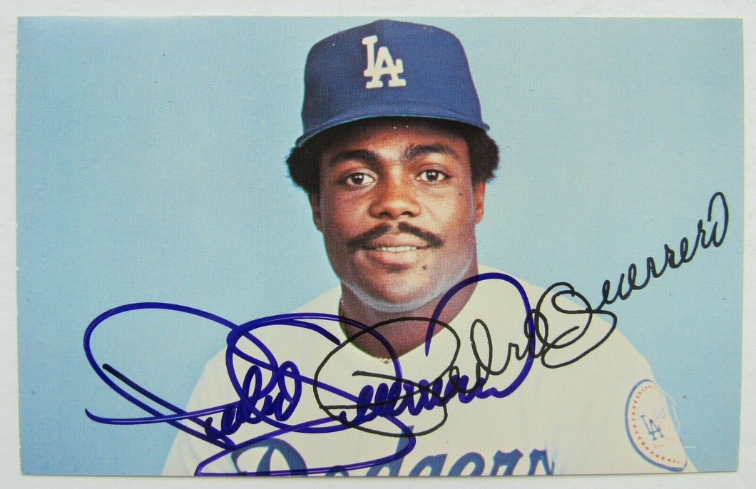 MLB Los Angeles Dodgers Pedro Guerrero Autographed Postcard Baseball Unposted
