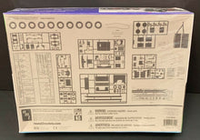 Load image into Gallery viewer, AMT 620 White Freightliner Dual Drive Cabover Tractor Model Kit 1:25 Scale NOS!
