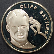 Load image into Gallery viewer, 1972 Cliff Battles Pro Football Hall Of Fame Medal Franklin Mint 1 Troy Oz NFL
