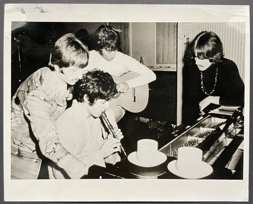 1967 The Beatles Photo Working in Capital Records Lennon McCartney VTG LOA Music