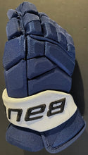 Load image into Gallery viewer, 2022 Steven Stamkos Playoff Game Worn Bauer Gloves Photo Matched Tampa Bay NHL
