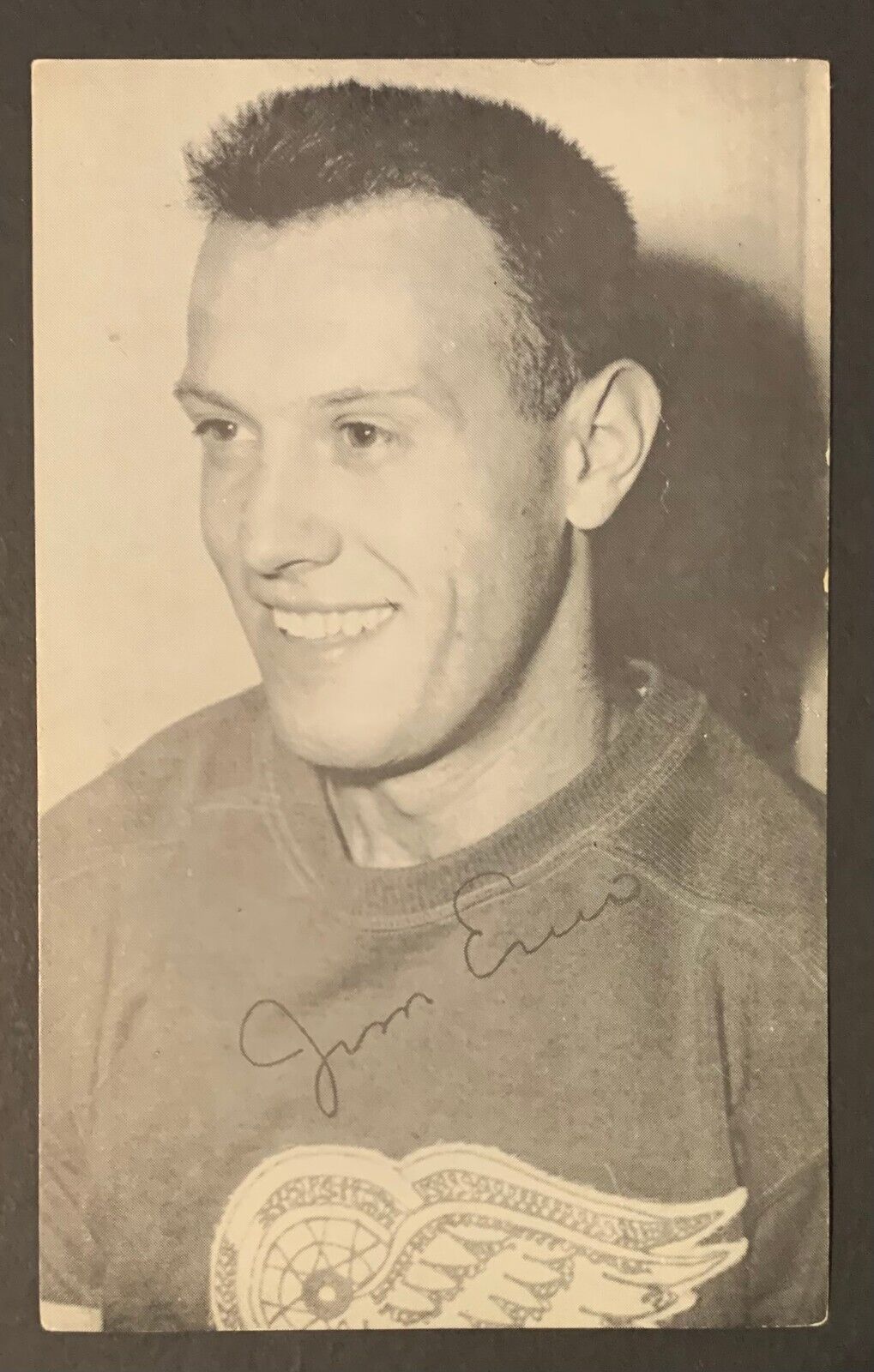 1948-49 Detroit Red Wings Photo Exhibit Card + Entire Season Roster On The Back