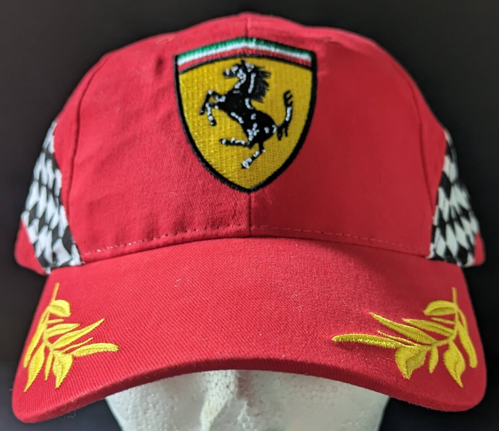 希少 フェラーリFerrari Bear with Checkered Flag 希少 フェラーリFerrari Bear with Checkered Flag Ferrari