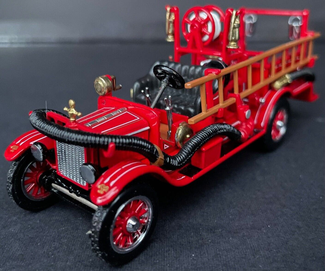 1916 Ford Model T Fire Engine Truck 1:43 Die Cast Metal Matchbox Collectibles
