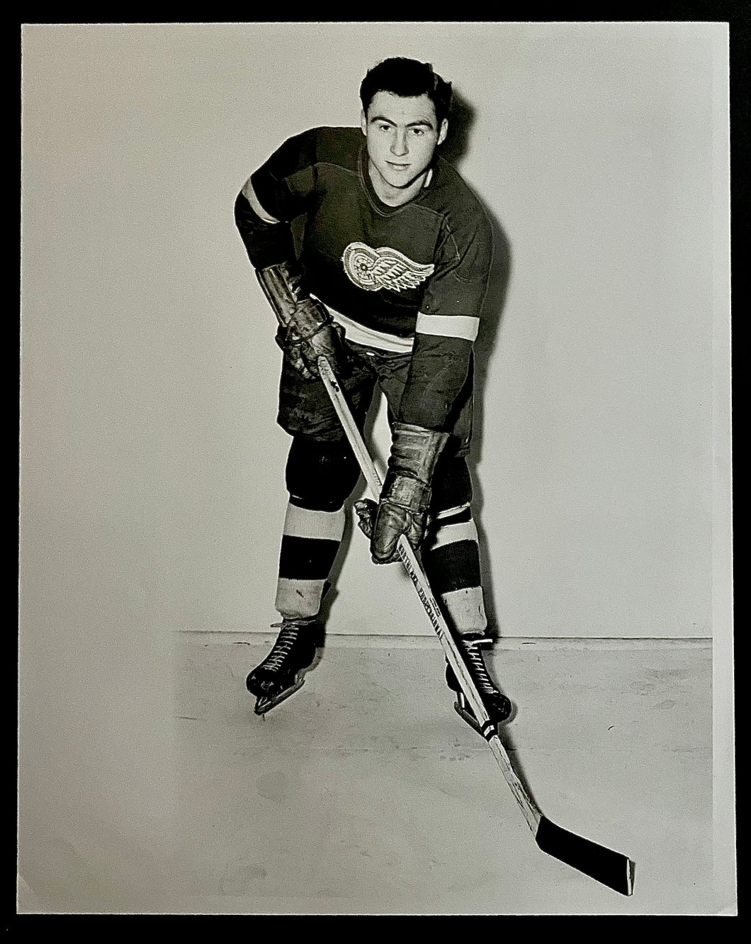 Red Kelly Vintage 1950s Professional Photo Detroit Red Wings NHL