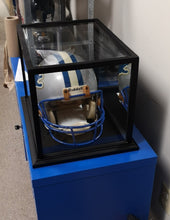 Load image into Gallery viewer, Autographed Barry Sanders Detroit Lions Full Size Pro Helmet With COA
